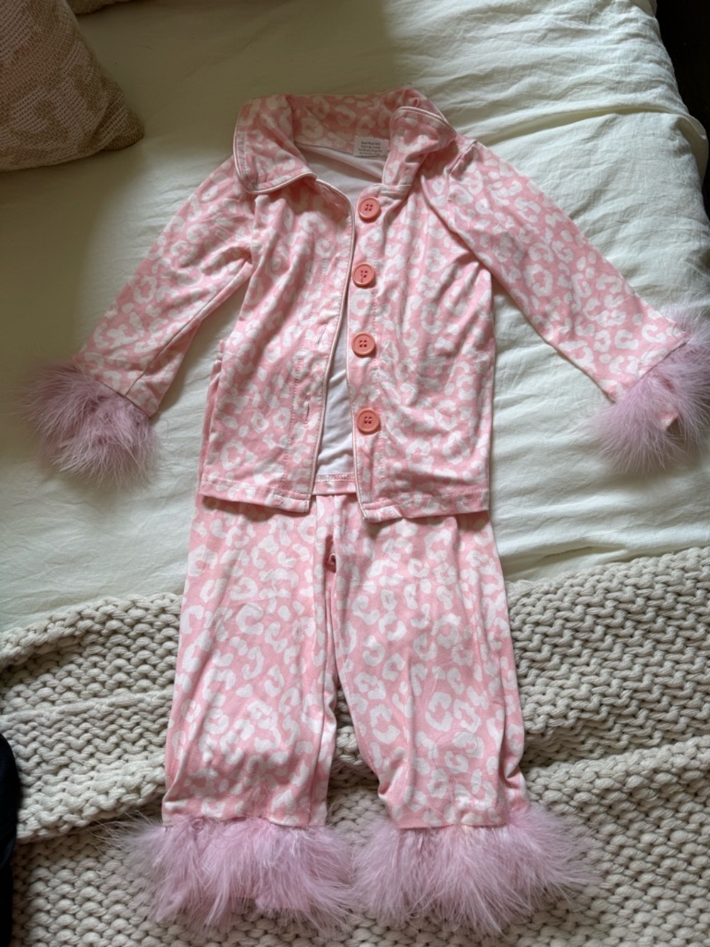 Girls' Pink Leopard Print Pajama Set with Faux Fur Trim size 12-18m